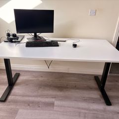 Haworth Electric Sit and Stand office desk