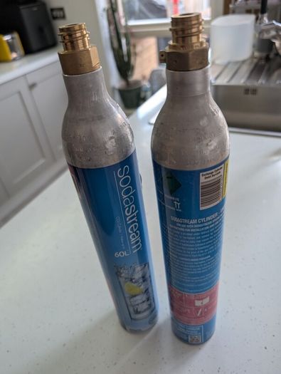 Manual Sodastream Machine and kit