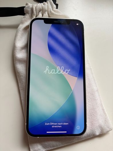 iPhone 12