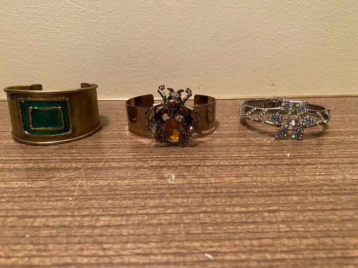 2  Ladies Bracelets.