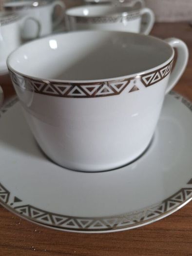 Royal Doulton Platinum Set of 6 Cups & Saucers
