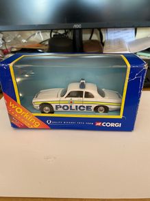 Corgi Jaguar police