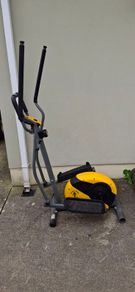 Cross Trainer