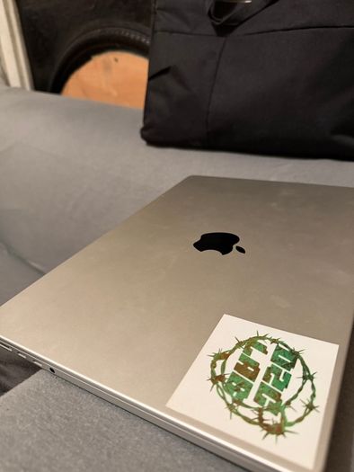 Macbook