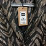 Blouse Black/Gold fits size 18/20 NEW Image 2