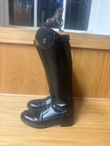 Kids leather QHP riding boots size UK 4