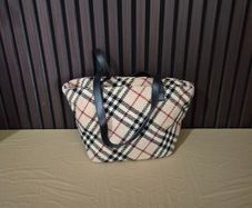 Burberry vintage wool bag
