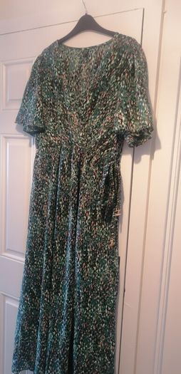 Summer dress elasticated waistband size 16 shein xl also has belt