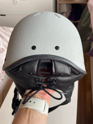 This Esme Charles Owen Skull Cap