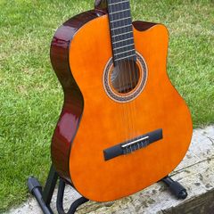 Valencia VC104C Cutaway Classical Guitar + Gig Bag