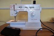 Singer Sewing Machine 8209