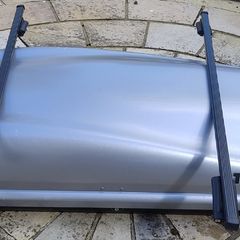 Thule Evolution 100XT Silver Roof Box & Roof Bars