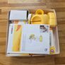 Medela Mini Electric Breast Pump baby feeding Image 3