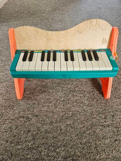 Battat Toy Piano