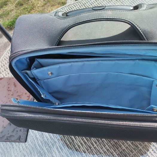 Samsonite B-Lite Rolling case 16.4"