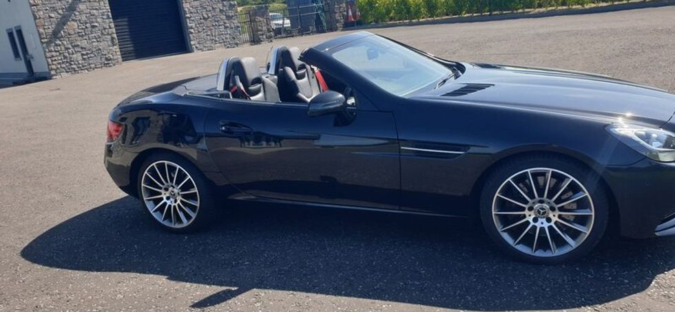 Mercedes  SLC 250D AMG (hard top convertible)