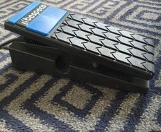 Volume pedal / foot switch