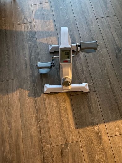 Mini exercise bike