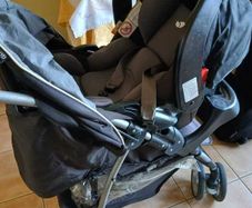 Graco pram/buggy/travel system + car seat base