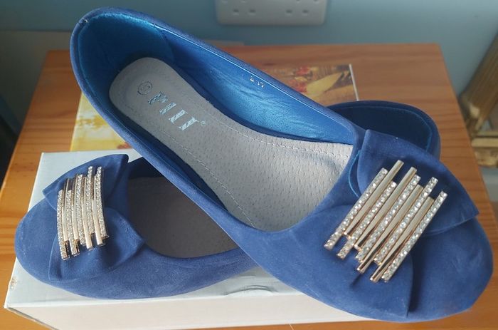 Women shoes 9size 36-37. New, box.