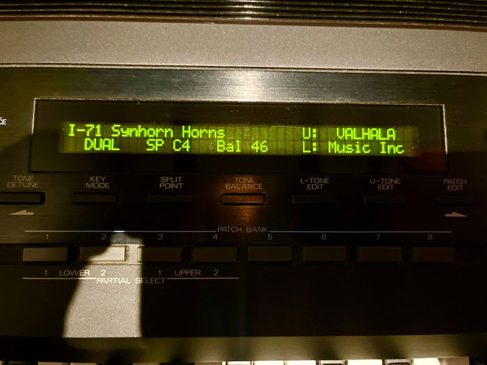 Roland D50