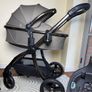 Full Egg 3 travel system Cybex car seat and isofix base Image 10