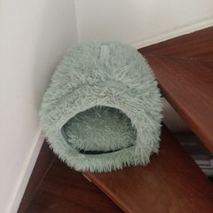 Cat bed/cocoon