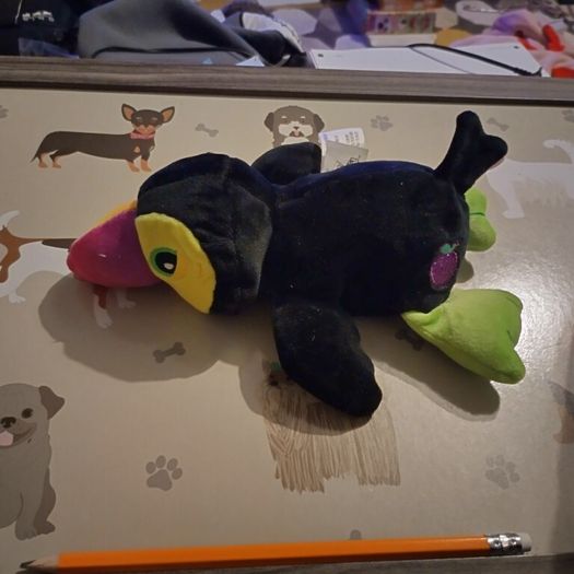 cuetitos fruititos toucan