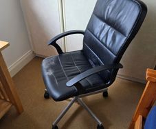 Desk chair for free