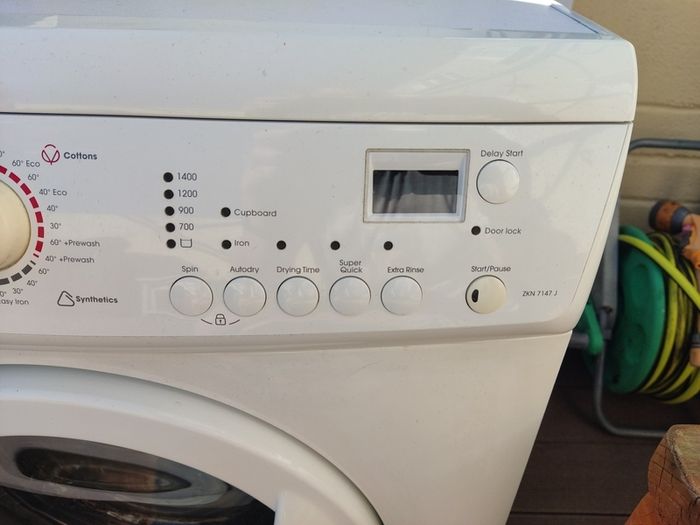 Zanussi ZKN 7147 J Washer Dryer Machine Parts
