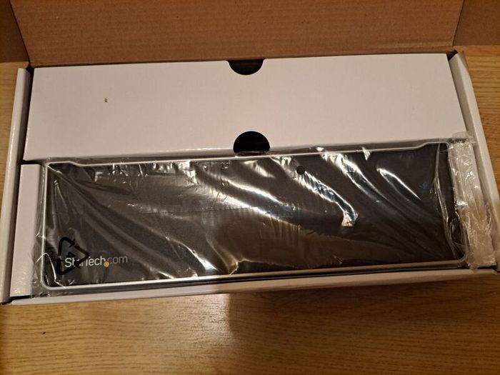 StarTech DK30CH2DEPUE USB-C Triple Monitor Dock- Brand New Unused
