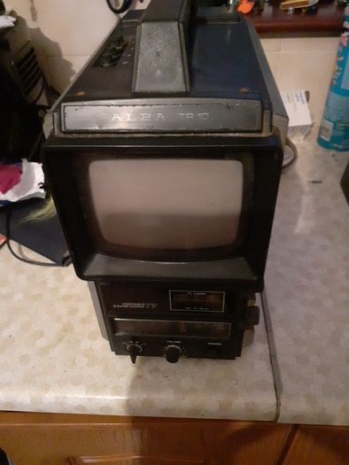 Vintage Alba TR10 Portable 3 Band Radio TV