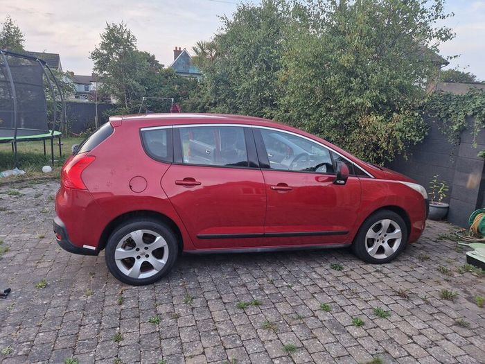 Peugeot 3008 2011