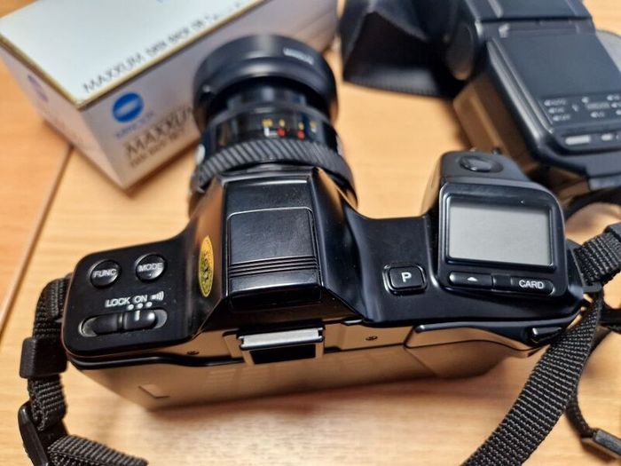 Minolta Dynax 7000i