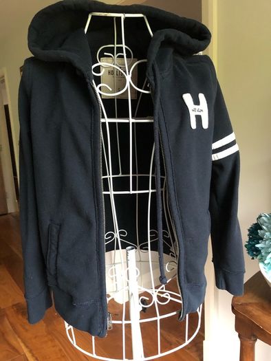 Hollister hoodie