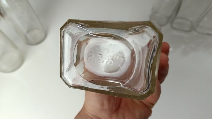 440 - Set of 6 Vintage Clear Glass Collectible Decorative Bottles