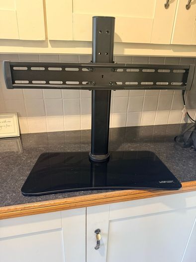 Tv universal table top stand
