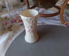 Belleek Typha 10cm Vase