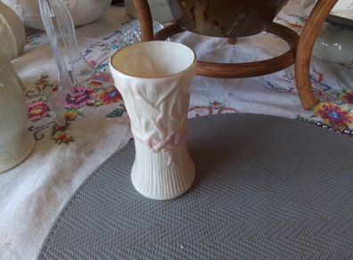 Belleek Typha 10cm Vase