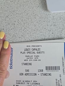 concert lewis Capaldi