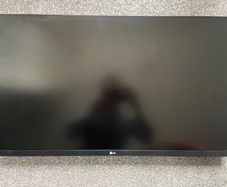 LG 32 inch 4K UHD Monitor 32UN550-W