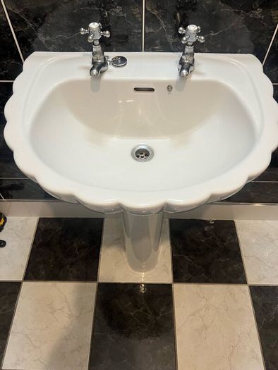 Handbasin