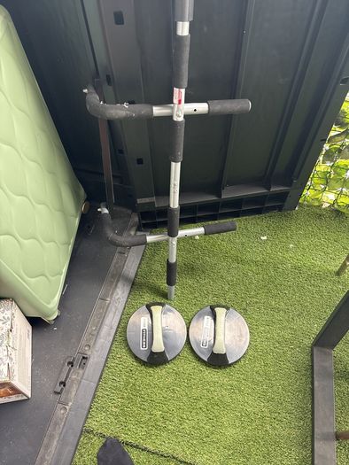 Pull up bar and twistie push up handles want gone asap