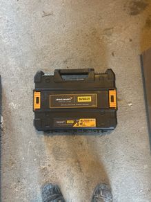 Dewalt McLaren box with charger