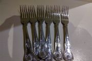 Cutlery (forks, knives)