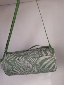 New picnic blanket tag attached