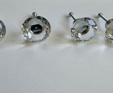 Crystal drawer/door knobs