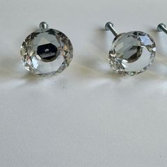 Crystal drawer/door knobs