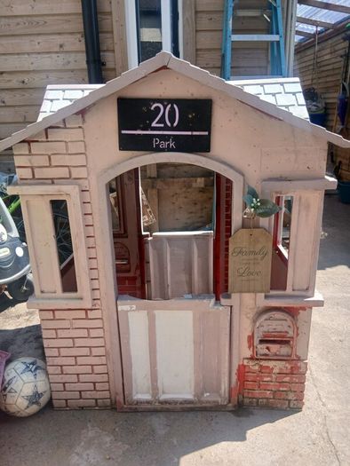 playhouse