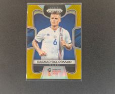 Ragnar Sigurdsson gold Prizm world cup 2018